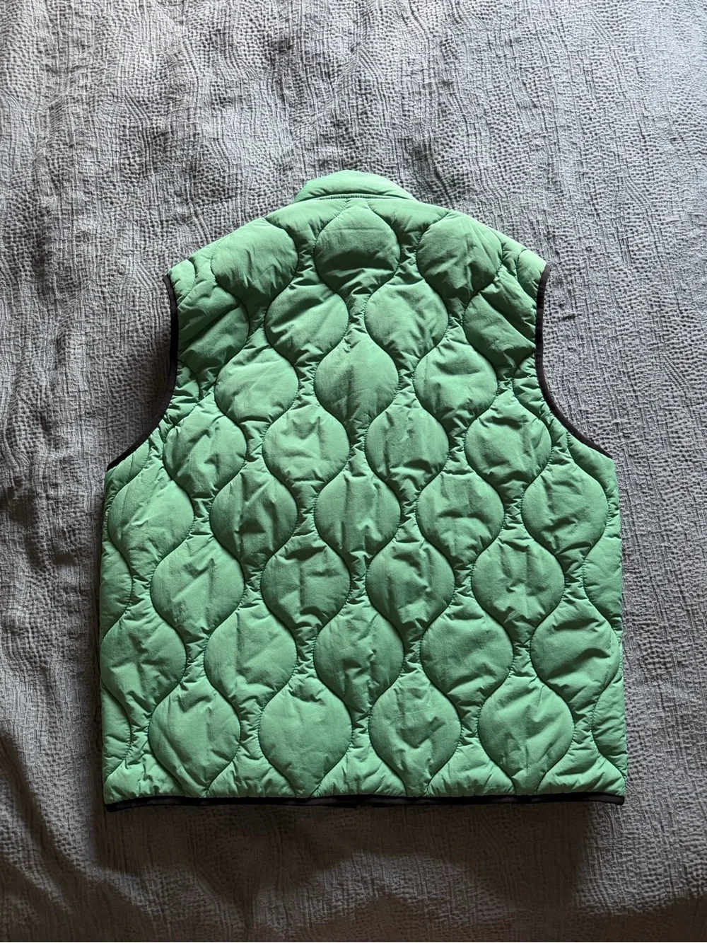 HUGO quilted sleeveless